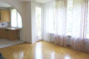 Krefeld-Bismarckviertel: Vierzimmerwohnung mit zwei Loggien und zwei Tiefgaragenstellplätzen – Die vollständige Adresse der Immobilie erhältst du vom Anbieter., 47799 Cracau, Krefeld – Vorschaubild 7