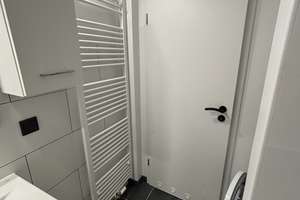 Helle 2 Zimmer Wohnung 62qm, Küche, Balkon und Keller, möbliert  – Friedenstraße 9, 40667 Meerbusch – Vorschaubild 5