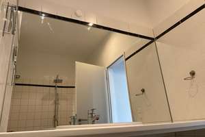 Helle und Offene 2,5-Zimmer-Wohnung mit Balkon und EBK in Mitte ab Juni zu vermieten – Chausseestraße 92, 10115 Mitte (Ortsteil), Berlin – Vorschaubild 2