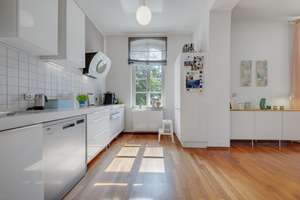 Derendorf - attraktive Altbauwohnung mit großer Terrasse und Garten in gründerzeitlicher Wohnanlage – 40476 Derendorf, Düsseldorf – Vorschaubild 10