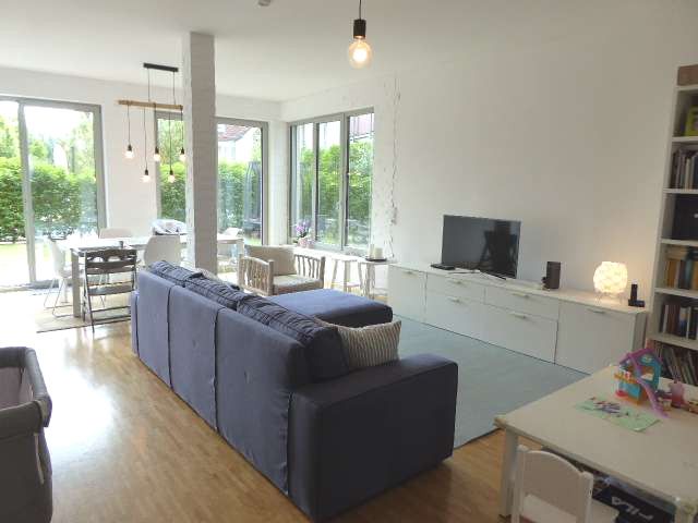 Schicke 3-Zimmer Gartenwohnung...V-E-R-M-I-E-T-E-T image 2