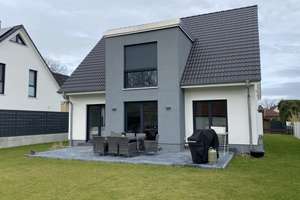 Exklusives EFH mit 5 Zimmern, Carport, ruhige Lage aber doch zentral  – Die vollständige Adresse der Immobilie erhältst du vom Anbieter., 30900 Wedemark – Vorschaubild 5