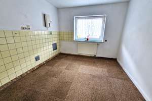 Eine Doppelhaushälfte - Zwei Wohneinheiten - viele Möglichkeiten ! – Die vollständige Adresse der Immobilie erhältst du vom Anbieter., 36266 Heringen (Werra) – Vorschaubild 14