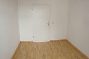 Schöne, helle 3-Raum-Whg. im 3. OG (mit Lift) – Casparistraße 1, 9126 Lutherviertel, Chemnitz – Vorschaubild 17