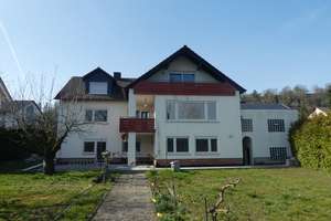 Charmantes Dreifamilienhaus auf großem Grundstück mit vielfältigen Möglichkeiten! – Die vollständige Adresse der Immobilie erhältst du vom Anbieter., 63785 Obernburg am Main – Vorschaubild 10