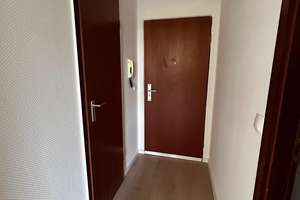 🌿✨Frisch renovierte 1,5-Zimmer-Wohnung mit Balkon, Aufzug in ruhiger Lage – 63069 Vorderwald-Rosenhöhe, Offenbach am Main – Vorschaubild 4