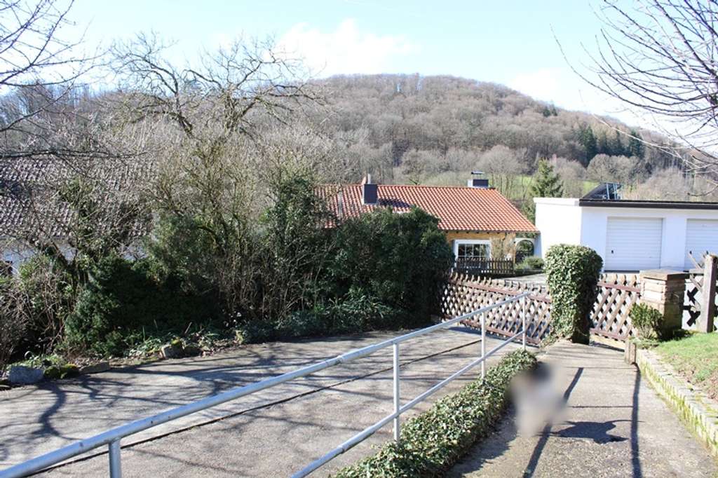 Immobilie in Wald-Michelbach - Am Bug mit Ausblick - top Lage mit großem Grundstück - Bild 4