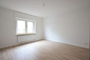 Frisch saniert!! 3,5-Zi. Wohnung mit Terrasse in der Innenstadt! WG geeignet! – Rechener Str. 9, 44787 Gleisdreieck, Bochum – Vorschaubild 4