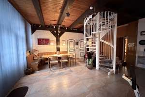 Raumwunder
Historisches Bauernhaus mit bis zu 3 Wohneinheiten,Wärmepumpe,Garage und überdachtem Poo – Die vollständige Adresse der Immobilie erhältst du vom Anbieter., 28777 Rekum, Bremen – Vorschaubild 10