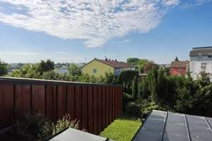295 m2 Unternehmer-Villa Art "Bungalow" m. ca. 1.100 m2 herrlich angelegtem Garten in zentraler Lage – Die vollständige Adresse der Immobilie erhältst du vom Anbieter., 94491 Hengersberg – Vorschaubild 12