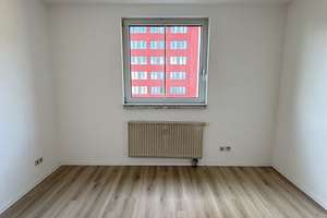 !Charmante 2 Zimmerwohnung in Zentraler Lage von Niederrad! – 60528 Niederrad, Frankfurt am Main – Vorschaubild 2