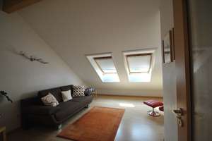 Stilvolles Reihenmittelhaus auf sonnigem Grundstück! – Die vollständige Adresse der Immobilie erhältst du vom Anbieter., 64289 Kranichstein, Darmstadt – Vorschaubild 15
