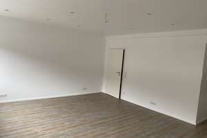 Kernsaniertes (2023) Appartment 3.OG,   Fernwärme, lichtdurchflutet, LED-Strahler, Rheinhausen – Hochemmericher Straße 64, 47226 Hochemmerich, Duisburg – Vorschaubild 7