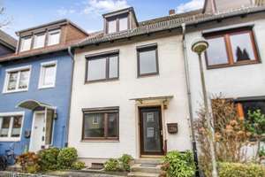 Bremen - Utbremen/Walle: Zweifamilienhaus in zentraler Lage – Die vollständige Adresse der Immobilie erhältst du vom Anbieter., 28217 Utbremen, Bremen – Vorschaubild 1