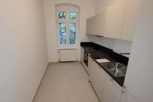 Modernisiert - 3 Zimmer mit Einbauküche und Balkon – Jagowstr. 15, 10555 Moabit, Berlin – Vorschaubild 1