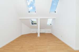 Bezugsfreie DG-Maisonette mit großem Wohnbereich und uneinsichtiger Dachterrasse – Die vollständige Adresse der Immobilie erhältst du vom Anbieter., 12277 Marienfelde, Berlin – Vorschaubild 16