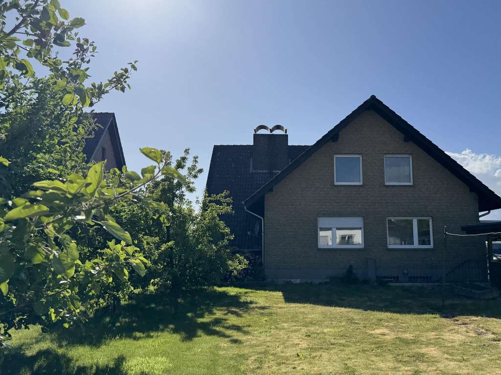 Immobilie in Kirchlengern - Wohnhaus mit handwerklichem Potenzial in Kirchlengern, Sackgassenlage in Zentrumnähe - Bild 2