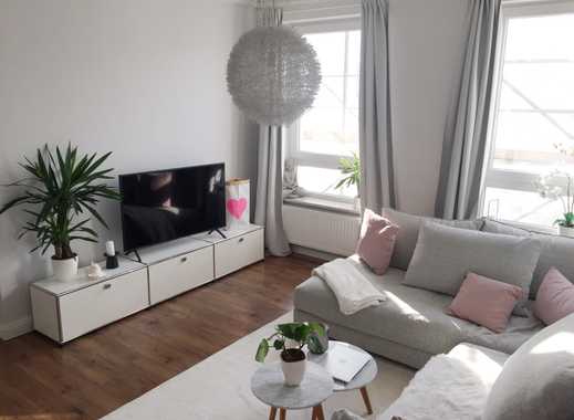 Möbliert, hell & wunderschön: Altbauwohnung direkt am UKE