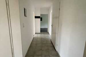 3-Familienhaus mit beantragtem Neubau als DHH, ruhige Lage an Allacher Lohe – München – Vorschaubild 6