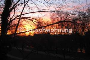 Tauschwohnung: schöne kleine Wohnung mit Blick auf den Landwehrkanal 