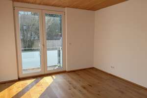 Exklusive 4-Zimmer Wohnung mit EBK + TG-Stpl. im Freiburg Osten – Die vollständige Adresse der Immobilie erhältst du vom Anbieter., 79117 Kappel, Freiburg im Breisgau – Vorschaubild 14
