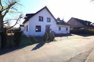 Tolles Einfamilienhaus mit der Möglichkeit des Generationenwohnens – Die vollständige Adresse der Immobilie erhältst du vom Anbieter., 40625 Gerresheim, Düsseldorf – Vorschaubild 3