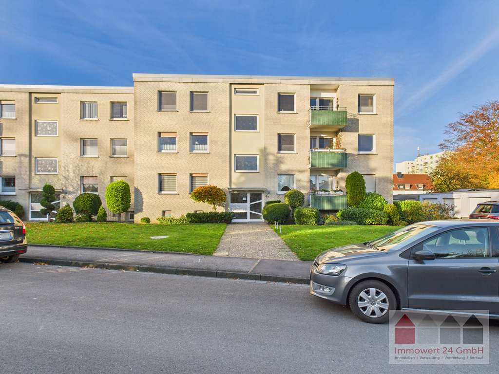 Gepflegte Eigentumswohnung mit zwei Balkonen – Licht, Raumgefühl, Komfort