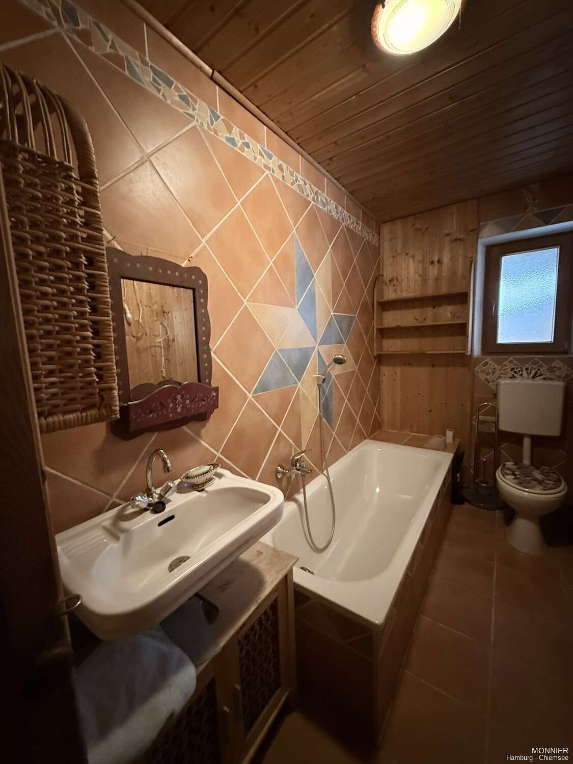 Immobilie in Trostberg - Idyllisches Ein,- bis Zweifamilienhaus in bester Lage - Bild 16