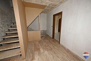 Charmante Maisonette mit Garten und viel Potenzial in Gelsenkirchen! – Die vollständige Adresse der Immobilie erhältst du vom Anbieter., 45897 Buer, Gelsenkirchen – Vorschaubild 14