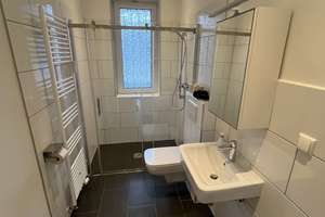 schöne, moderne 2-Raum Wohnung 63 m² mit Einbauküche und Balkon – Rembrandtstr. 30, 45147 Holsterhausen, Essen – Vorschaubild 7