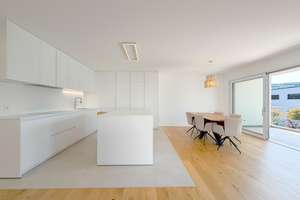 Modernes Zweifamilienreihenendhaus mit Dachterrasse & Garten – Die vollständige Adresse der Immobilie erhältst du vom Anbieter., 54294 Feyen/Weismark, Trier – Vorschaubild 2