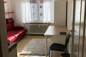 Gemütliche 1-Zimmer-Wohnung mit Möbel und Einbauküche in Altstadt Lage