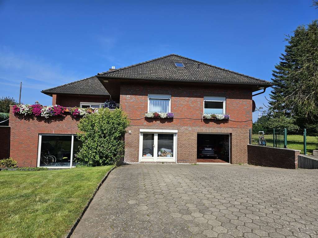 Immobilie in Sülfeld - Großzügiges Einfamilienhaus mit schönem Grundstück - Bild 2