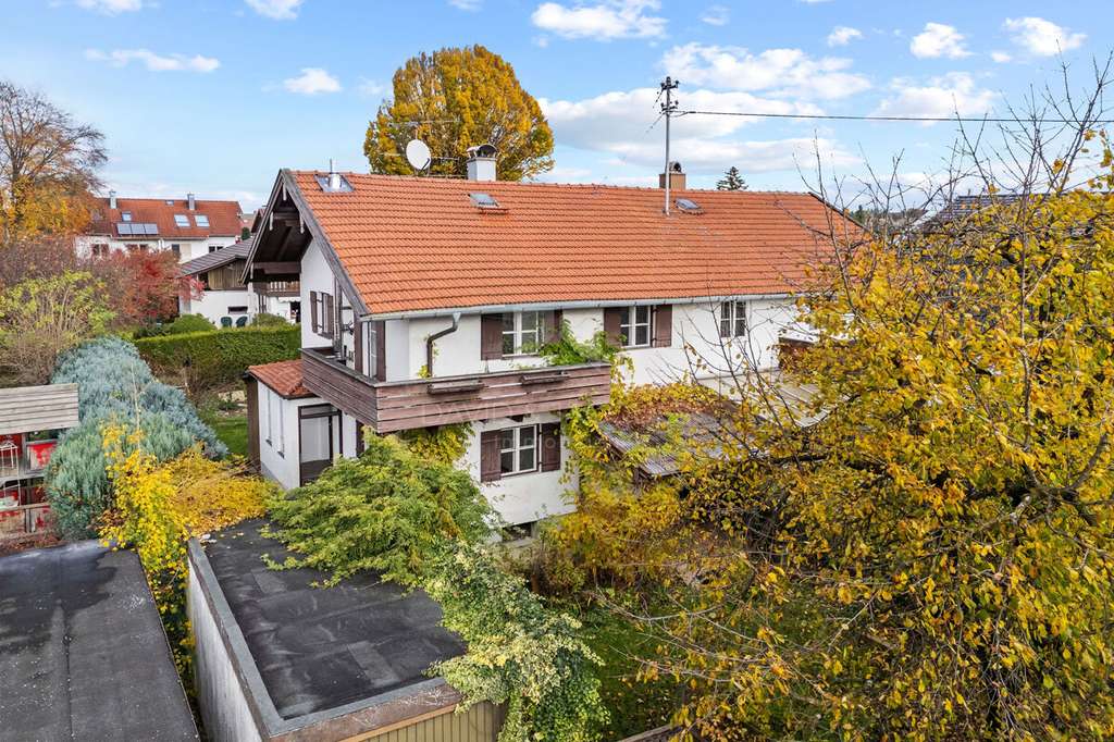 Sanierungsbedürftige DHH in Rosenheim-Mitterfeld