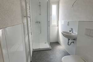 Erstbezug nach Sanierung! Möbel rein & wohlfühlen – Goeckingkstraße 25, 47139 Beeck, Duisburg – Vorschaubild 4