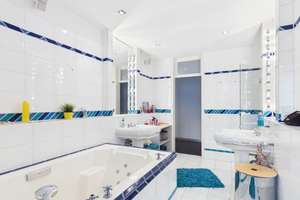 Exklusive Villa mit Traumgrundstück, Indoor-Pool und bester Lage!!! – Die vollständige Adresse der Immobilie erhältst du vom Anbieter., 51469 Stadtmitte, Bergisch Gladbach – Vorschaubild 39