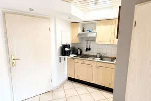 Bezugsfertiges 1-Zi.-Apartment inkl.Küche u. Möblierung – An der Wasserburg  2a, 51067 Holweide, Köln – Vorschaubild 4