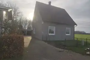 * Einfamilienhaus im Grünen * *Wintergarten* *Kaminofen* *Doppelgarage* *Großer Garten* – Minden-Lübbecke (Kreis) – Vorschaubild 2