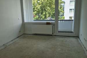 Schöne 3-Zimmerwohnung in Düsseldorf Eller mit Blick ins Grüne – Kissinger Str. 34, 40229 Eller, Düsseldorf – Vorschaubild 2