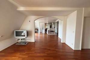 Exklusive Eigentumswohnung in bester Lage von Düsseldorf-Oberkassel – Die vollständige Adresse der Immobilie erhältst du vom Anbieter., 40545 Oberkassel, Düsseldorf – Vorschaubild 4