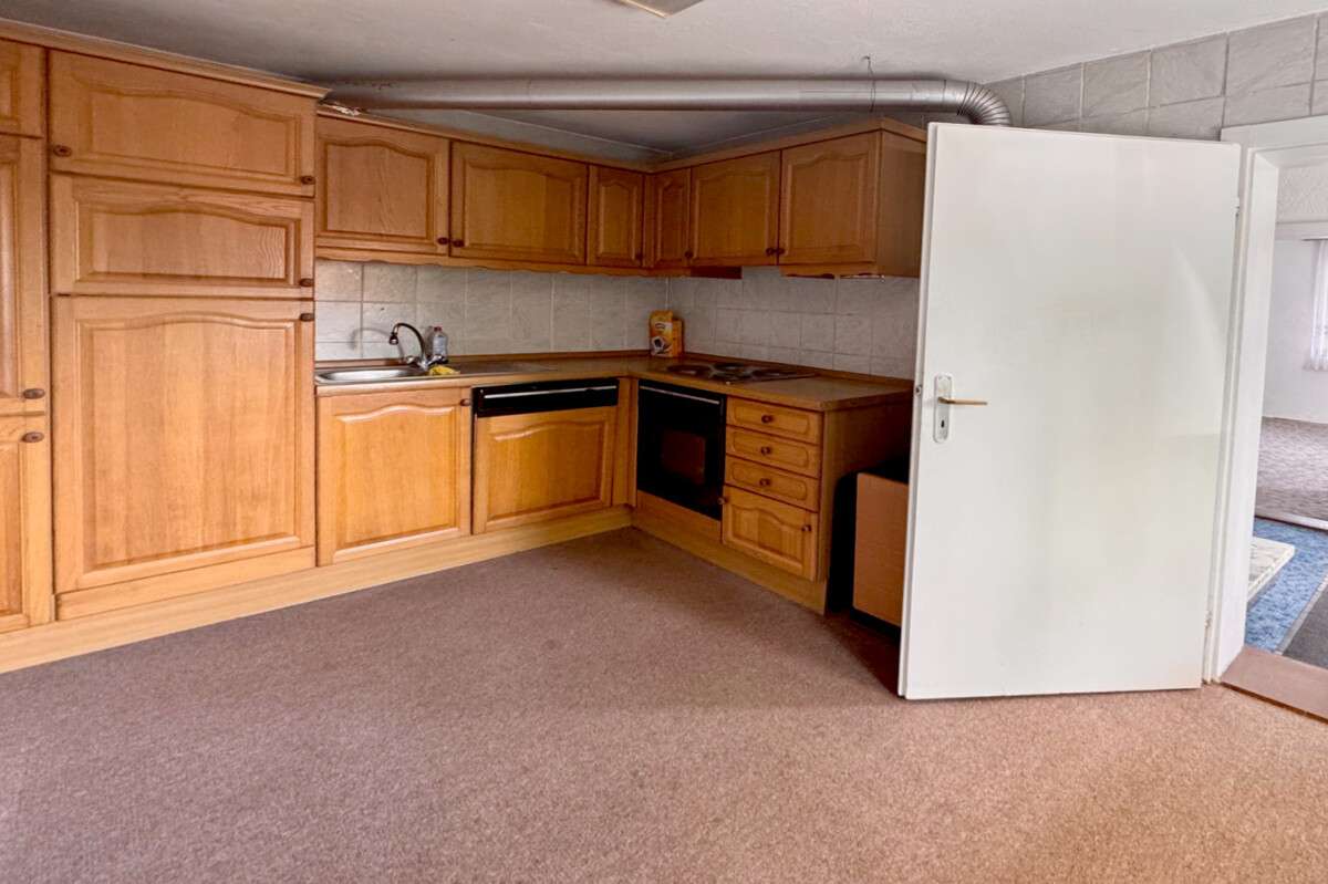 Immobilie in Egloffstein - +++RENOVIERUNGSBEDÜRFTIGES EINFAMILIENHAUS IN SCHÖNER AUSSICHTSLAGE IN EGLOFFSTEIN+++ - Bild 5