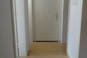 Helle 2 Zi.-Wohnung im 1.OG in M-Moosach sucht ruhige(n) Mieter  – Gögglstraße ., 80997 Moosach-Bahnhof, München – Vorschaubild 4