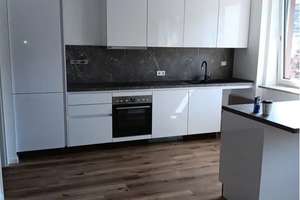 Schicke 2-Zimmer-Wohnung im 4. OG in Düsseldorf – Die vollständige Adresse der Immobilie erhältst du vom Anbieter., 40235 Flingern Nord, Düsseldorf – Vorschaubild 4