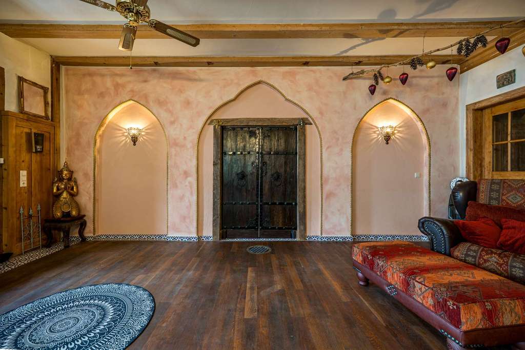 Immobilie in Klettgau - Außergewöhnliches Haus mit Scheune und Charakter in Grenznähe zur Schweiz - Bild 3