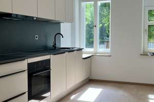 Exklusive 2-Zimmer-EG-Wohnung mit gehobener Innenausstattung mit Balkon und EBK in Dresden