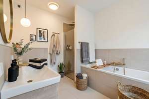 Property thumbnail 10