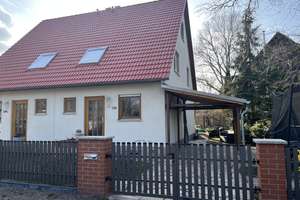 Ohne Makler*Sanierte 4/5-Zimmer-Doppelhaushälfte zzgl. Keller zum Kauf in Biesdorf (Marzahn) – Die vollständige Adresse der Immobilie erhältst du vom Anbieter., 12683 Biesdorf, Berlin – Vorschaubild 3
