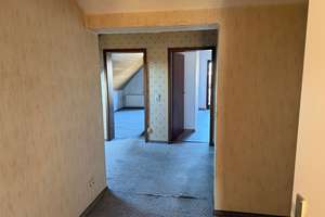 Von RTI: Großzügiges Einfamilienhaus mit Garten, Balkon und Potenzial in Andernach-Kell! – Die vollständige Adresse der Immobilie erhältst du vom Anbieter., 56626 Andernach – Vorschaubild 9