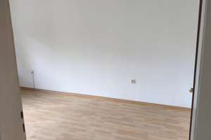 Frisch renovierte 3-Zimmer Wohnung in Unter den Ulmen 32, 47137 Duisburg – Die vollständige Adresse der Immobilie erhältst du vom Anbieter., 44787 Gleisdreieck, Bochum – Vorschaubild 4
