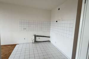 Modernisierte 3,5-Zimmer-Wohnung in Köln-Niehl – Nesselrode Str. 18, 50735 Niehl, Köln – Vorschaubild 2